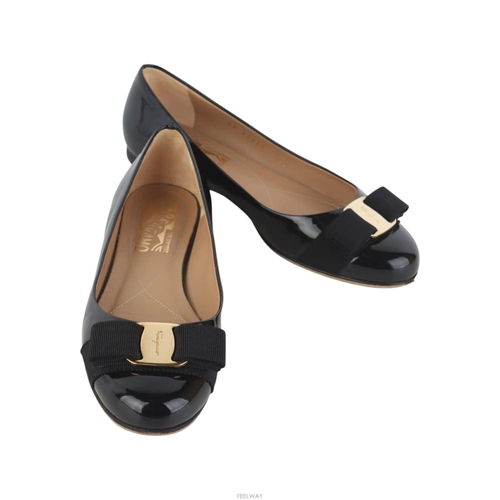 Ferragamo ��󰡸� 01A181 ���̴�Ʈ �ٸ��� �߷����� �÷� ���� 5 1/2 	37763-3��󰡸� 01A181 ���̴�Ʈ �ٸ��� �߷����� �÷� ���� 5 1