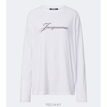 Jacquemus 26 FW ��ũ���� �ΰ� ��ư ���� ���� Ƽ���� TP58139990426 FW ��ũ���� �ΰ� ��ư ���� ���� Ƽ���� TP581399904
