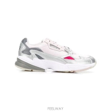 Adidas 26 FW �Ƶ�ٽ� ���� W ���� Ʈ���� ����Ŀ�� D96757 TP45861714326 FW �Ƶ�ٽ� ���� W ���� Ʈ���� ����Ŀ�� D96757 TP45