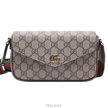 GUCCI 26FW_0910 ���� ���ǵ�� ������ ũ�ν��� 764961_96IWG_874526FW_0910 ���� ���ǵ�� ������ ũ�ν��� 764961_96IWG_8