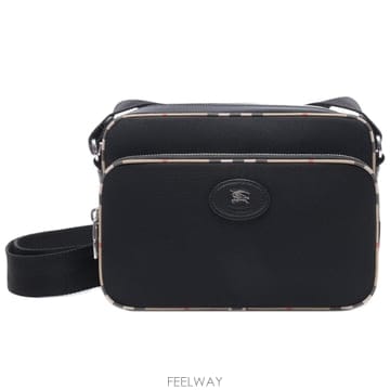 Burberry 26FW_0910 ���� üũ Ʈ���� ũ�ν��� 8127569_BLACK26FW_0910 ���� üũ Ʈ���� ũ�ν��� 8127569_BLACK