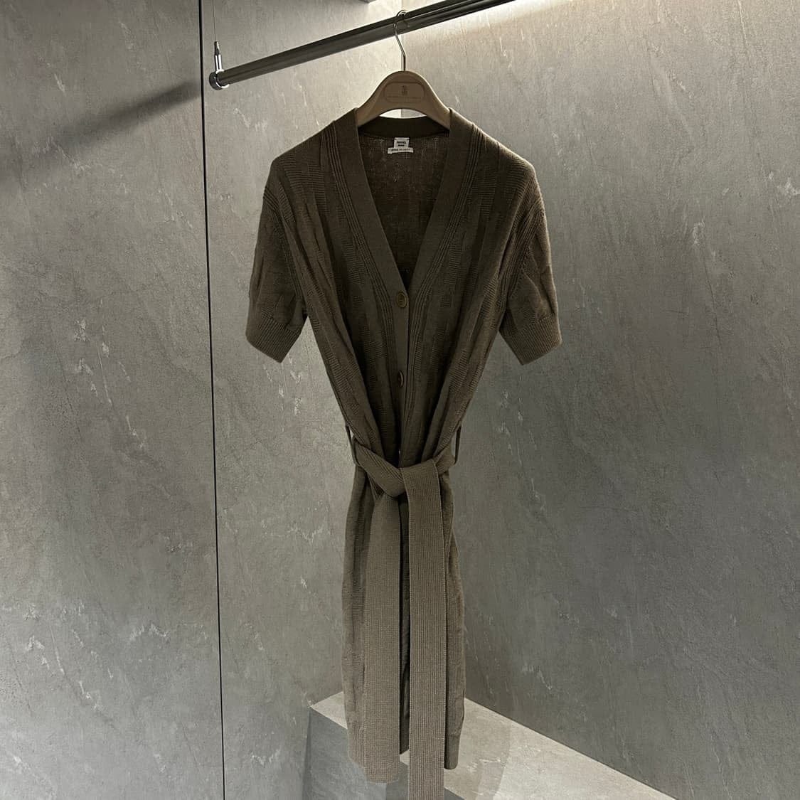 HERMES �����޽� 24SS �� ������ �巹�� ���ǽ������޽� 24SS �� ������ �巹�� ���ǽ�