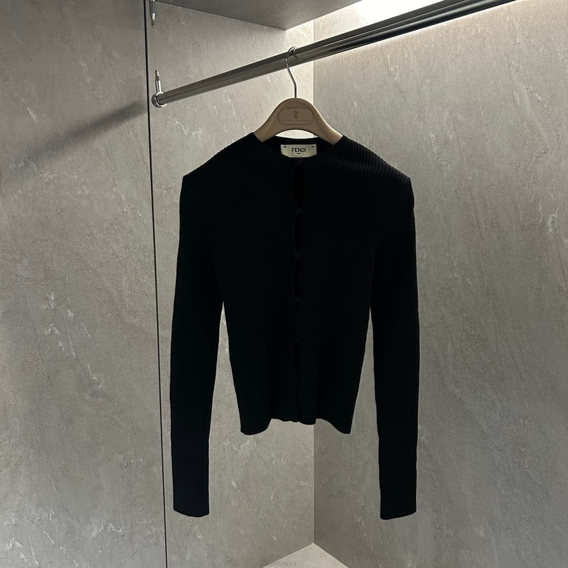 FENDI ��� �ƾƿ� ����� �������� �ƾƿ� ����� �����