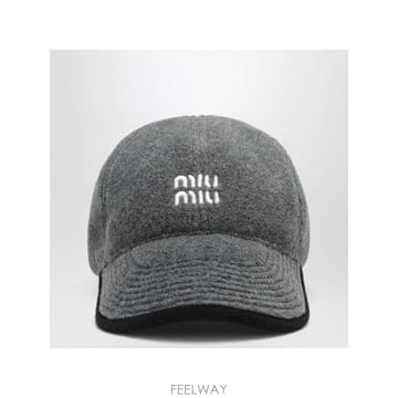 Miu Miu �δ��� MIU MIU �̿�̿� �׷��� �� ĸ�δ��� MIU MIU �̿�̿� �׷��� �� ĸ