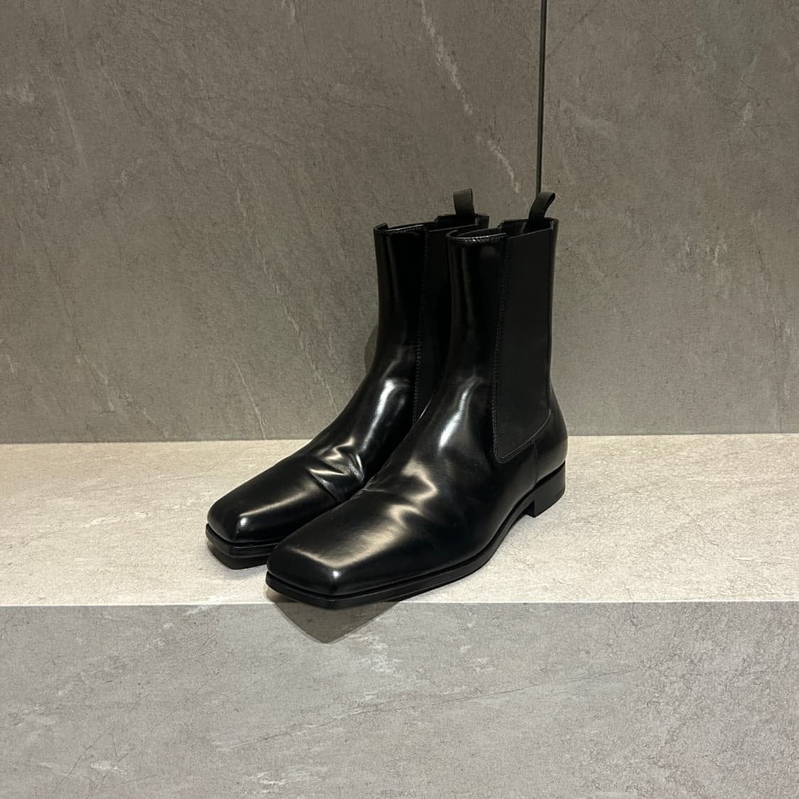 PRADA ����� �귯���� ���� ÿ�ú�������� �귯���� ���� ÿ�ú���