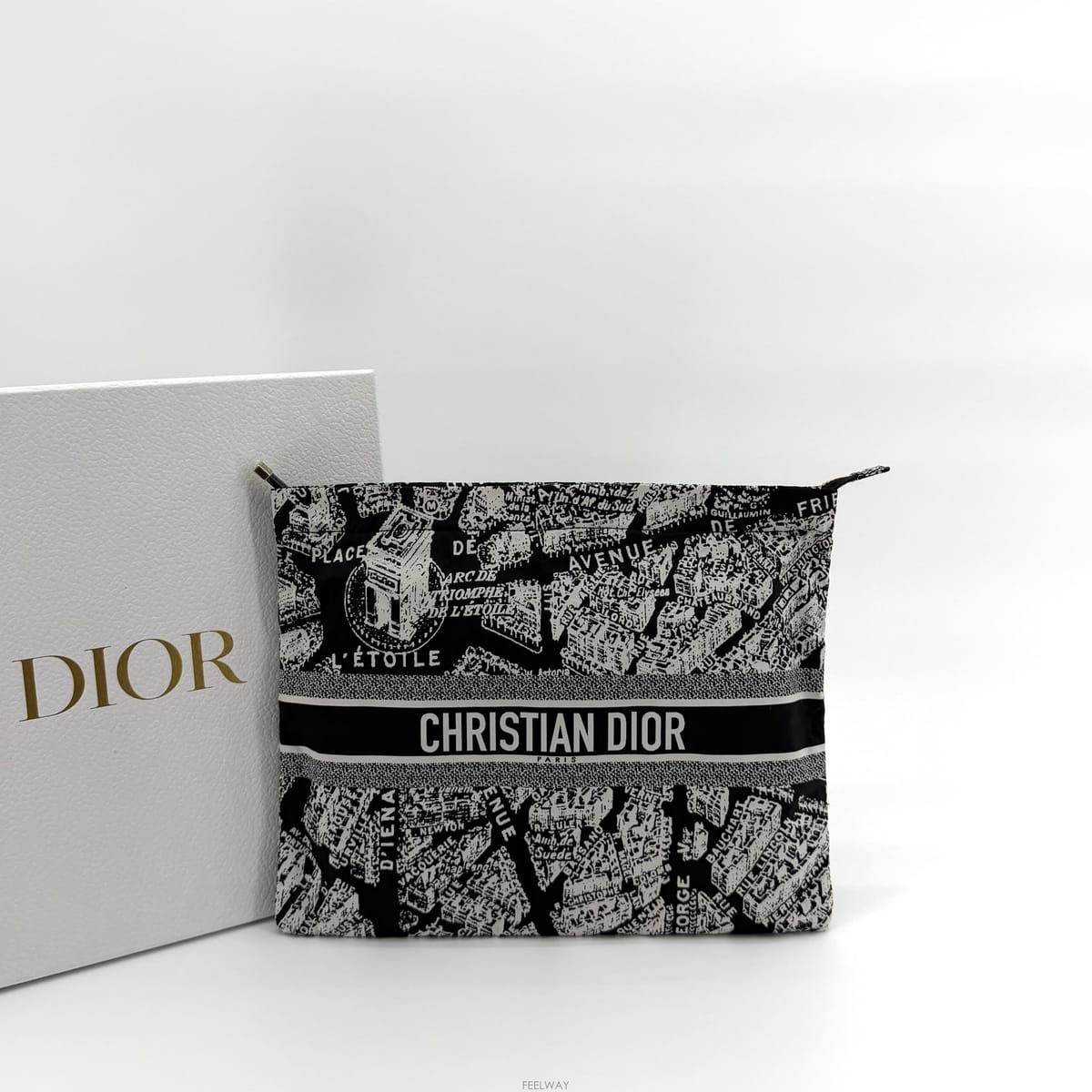 DIOR ��� �÷��� �ĸ� Ʈ���� �Ŀ�ġ��� �÷��� �ĸ� Ʈ���� �Ŀ�ġ