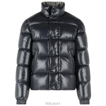 Moncler 26FW ��Ŭ���� �е� 091 1A001 96 596XEP99 Black26FW ��Ŭ���� �е� 091 1A001 96 596XEP99 Black