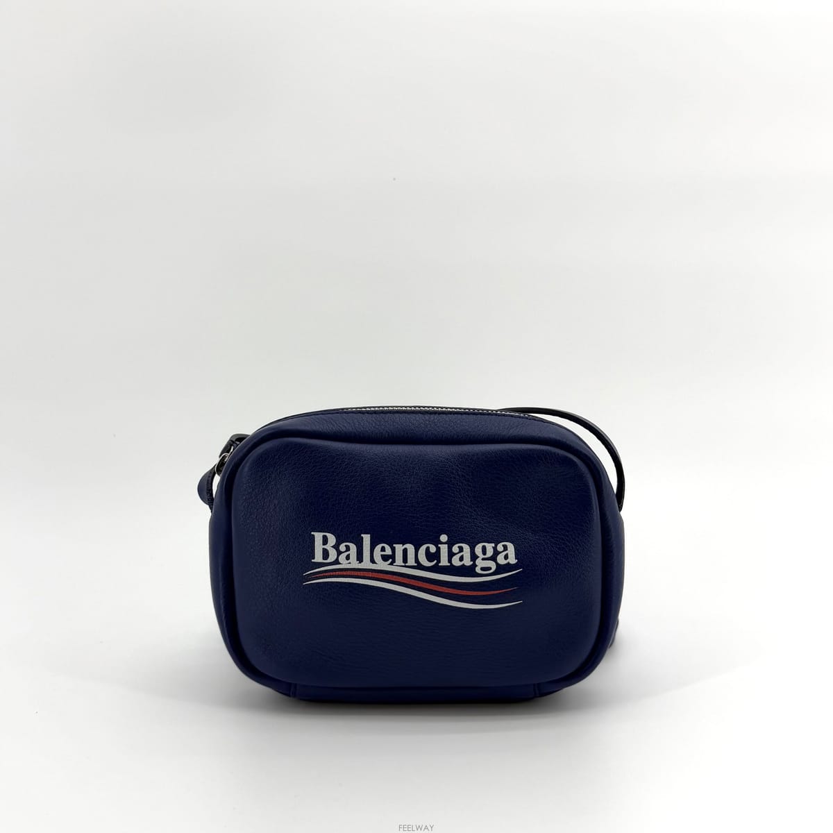 Balenciaga �߷��þư� ���̺�ΰ� �̴� ũ�ν���߷��þư� ���̺�ΰ� �̴� ũ�ν���