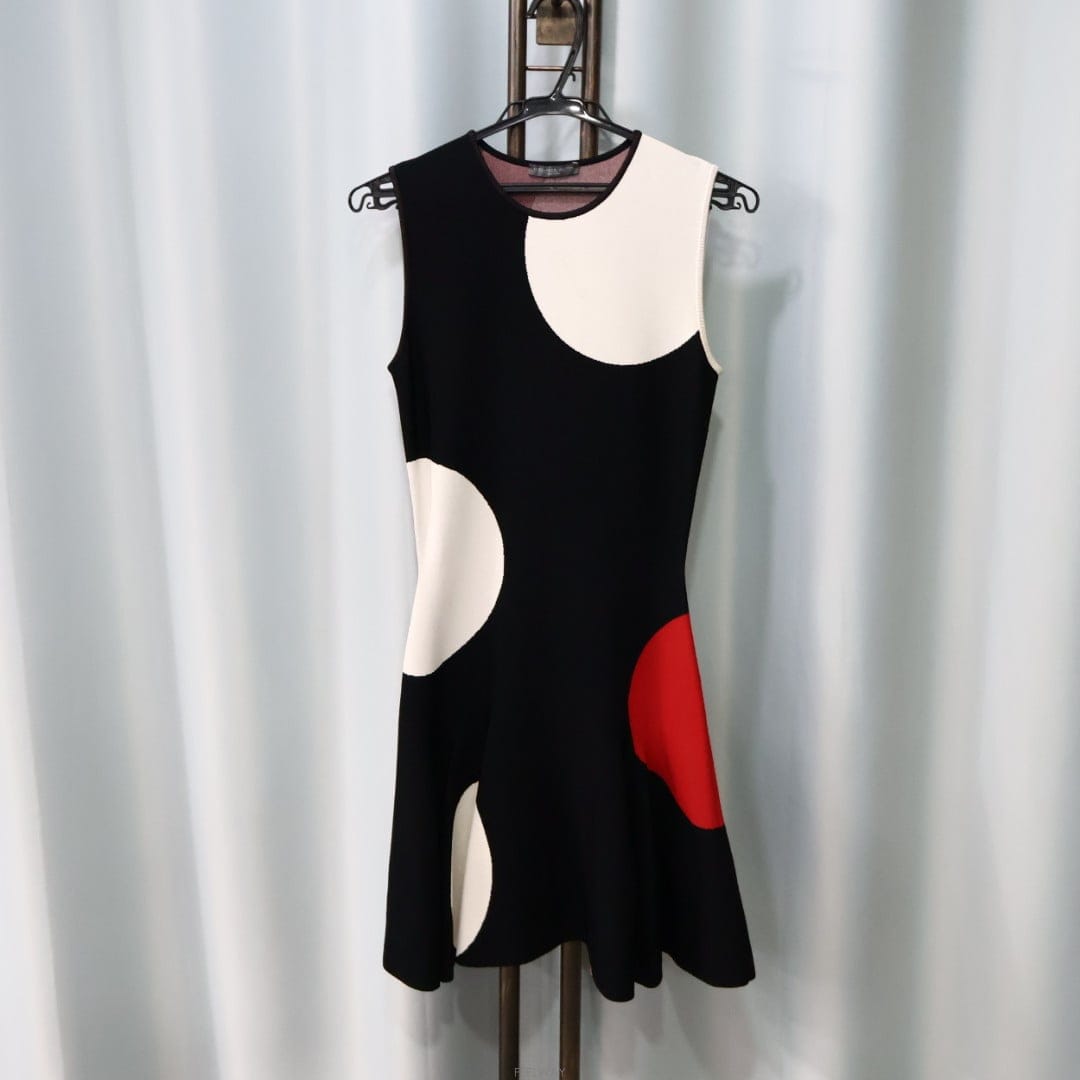 Alexander Mcqueen [����ġ����] �˷�������� ��ī ��Ʈ ��Ÿ���þ� ��Ʈ��ġ ��Ʈ �̴� ���ǽ� S[����ġ����] �˷�������� ��ī ��Ʈ ��Ÿ���þ� ��Ʈ