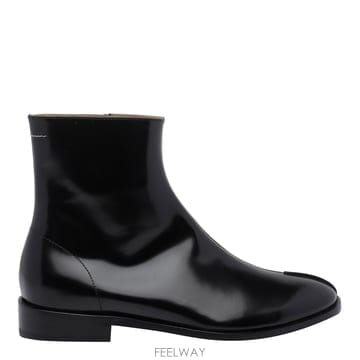 26 F/W MM6 메종 마르지엘라 페이턴트 레더 타비 부츠 SH1W B0012312381