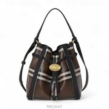Burberry �̴� üũ ���� ��Ŷ�� 8131476�̴� üũ ���� ��Ŷ�� 8131476