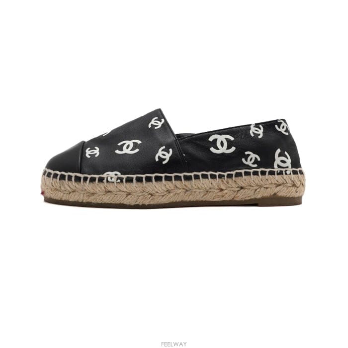 CHANEL ���� G38628 ���� ����Ų ȭ��Ʈ CC�ΰ� ������ ���� �����ĵ� ����Ŀ��aa67684���� G38628 ���� ����Ų ȭ��Ʈ CC�ΰ� ������ ���� ����