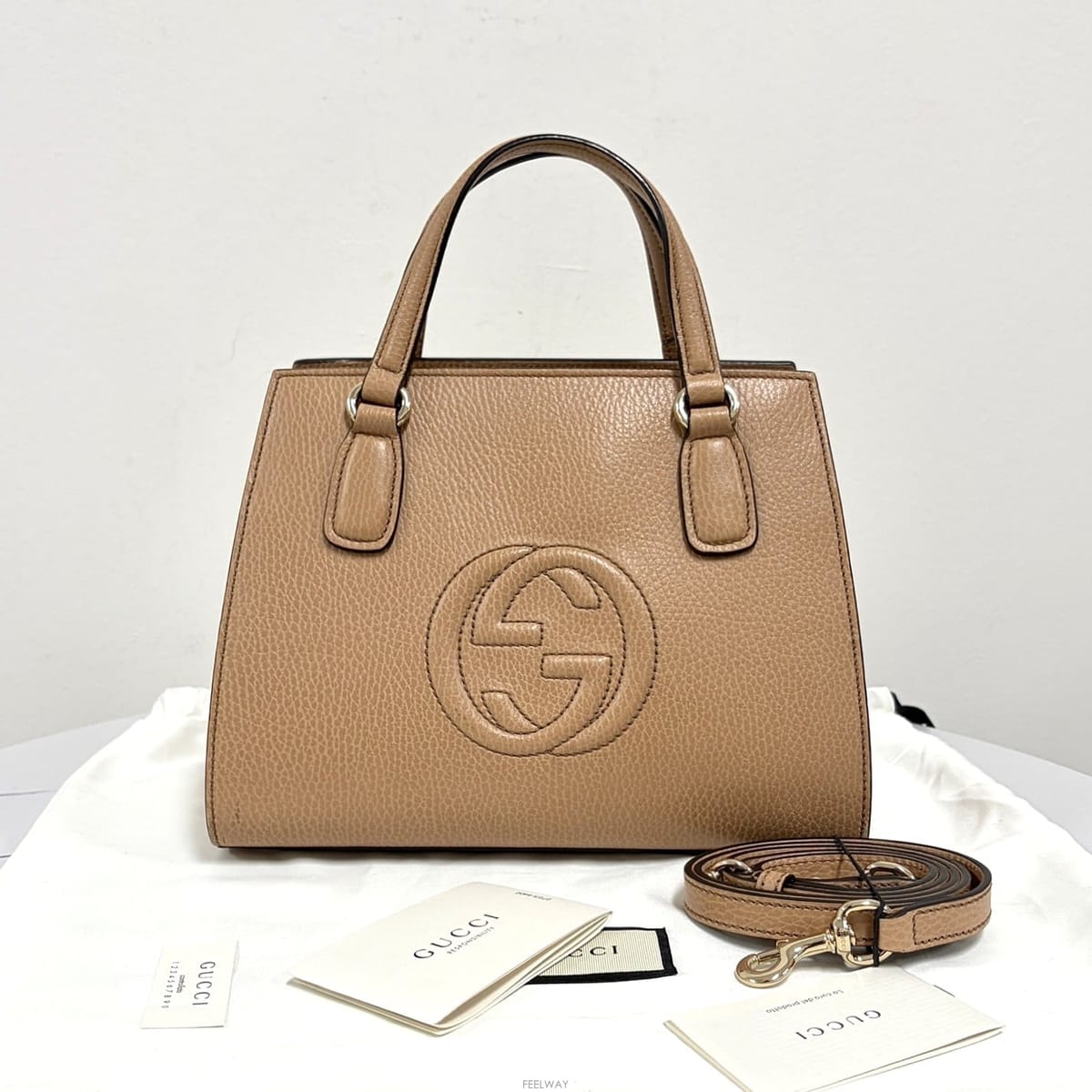 GUCCI ���� ��ȣ ž�ڵ� ��Ʈ�� & ����� (607722)���� ��ȣ ž�ڵ� ��Ʈ�� & ����� (607722)
