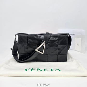 보테가베네타 카세트백 블랙 717587 VCQ71 8803