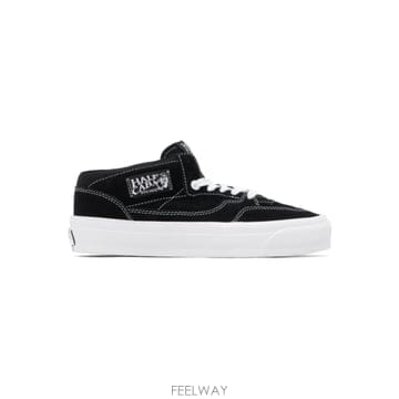 26 FW  블랙   화이트 LX 하프캡 리이슈 33 스니커즈 262739M237030