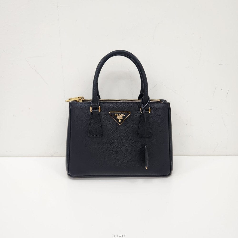 PRADA [�µ��߰���ǰ] ����� �������� ��Ʈ�� ũ�ν��� ����[�µ��߰���ǰ] ����� �������� ��Ʈ�� ũ�ν��� ����