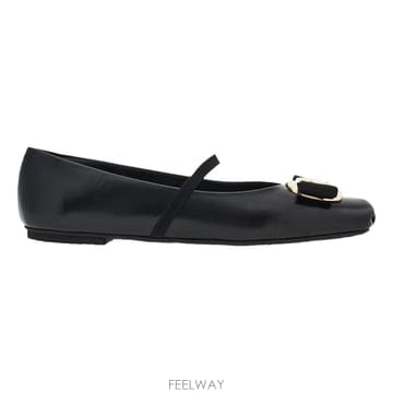 Ferragamo 26FW ��󰡸� �� �ٶ� ���� �÷� ���� 01H345 76886826FW ��󰡸� �� �ٶ� ���� �÷� ���� 01H345 768868