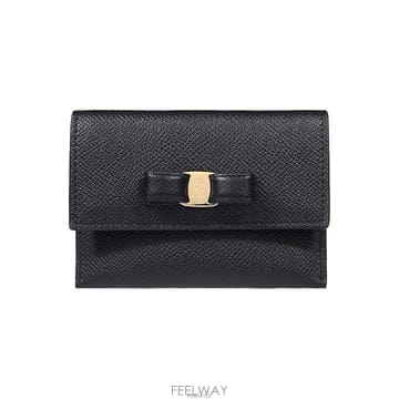 Ferragamo 26FW ��󰡸� �ٶ� ���� ī������ 22D155 68352226FW ��󰡸� �ٶ� ���� ī������ 22D155 683522