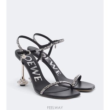 Loewe ������� �ο��� Toy �Ӻ����õ� �����̵� ���鱹����� �ο��� Toy �Ӻ����õ� �����̵� ����