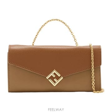 FENDI 26FW ��� FF ���̾Ƹ�� ü�� ������ 8M0530 ALV4 F1URW26FW ��� FF ���̾Ƹ�� ü�� ������ 8M0530 ALV4 F1URW