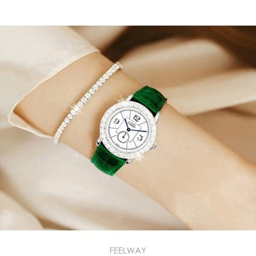 Cartier ��쿡 �е� must de Ronde ������ 756��~~528�����α�쿡 �е� must de Ronde ������ 756��~~528������