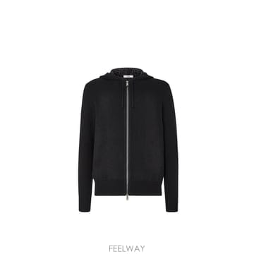 펜디 맨투맨 FZC192B1I8F0D9J B0192314591