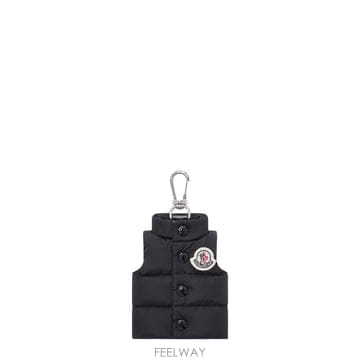 Moncler ��Ŭ���� �ٿ� JACKETSHAPED Ű�� L209A6F00002M B0192313448��Ŭ���� �ٿ� JACKETSHAPED Ű�� L209A6F00002M B0192313