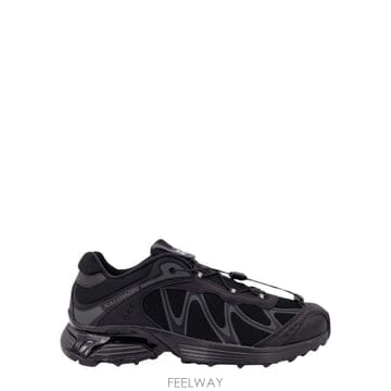 살로몬 스니커즈 L47762000BLACK B0192313983