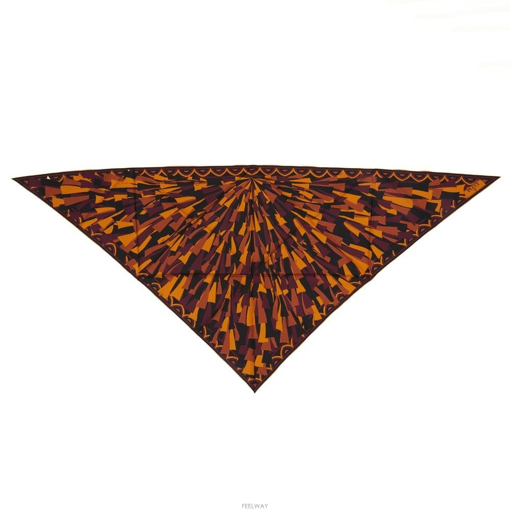Emilio Pucci 26 F/W ���и��� Ǫġ TRIANGOLO 120X120 ��ũ Ʈ�� B074230503026 F/W ���и��� Ǫġ TRIANGOLO 120X120 ��ũ Ʈ�� B0742