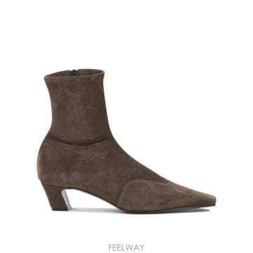 Khaite 26FW ����Ʈ �׹ٴ� ��Ʈ��ġ �ο� ���� F1068 1047893 Brown26FW ����Ʈ �׹ٴ� ��Ʈ��ġ �ο� ���� F1068 1047893 Br