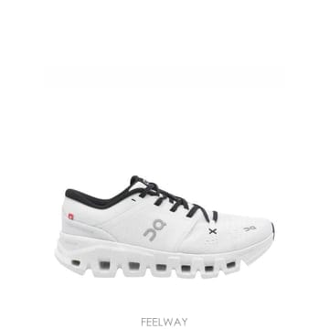 26FW 온 러닝 화이트 Cloud X5 스니커즈 3WG30060462 TP581566695
