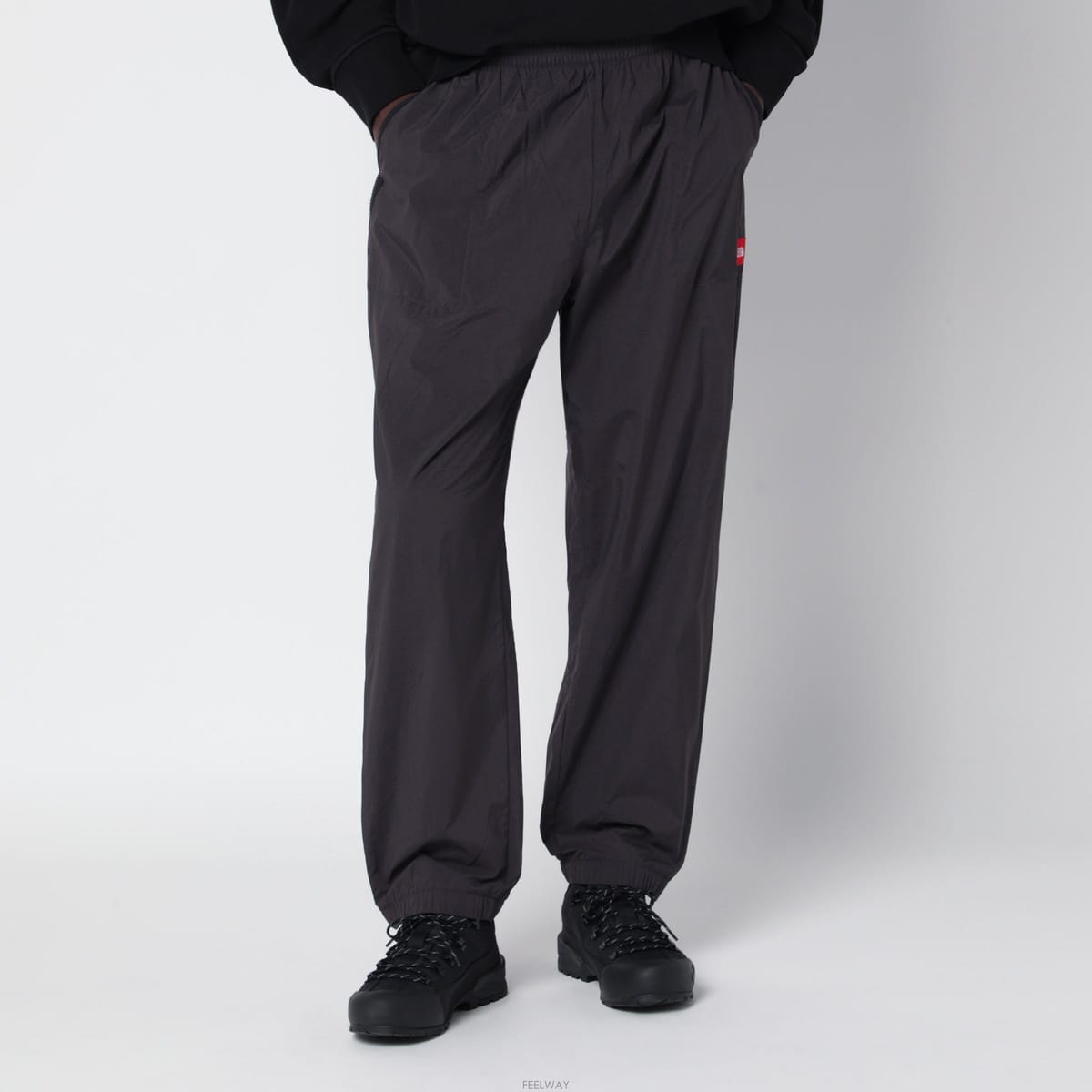THE NORTH FACE [A1] �� �뽺���̽� NF0A8HRXNY ���� ���� Ʈ����� ���� NF0A8HRXNY0SA1[A1] �� �뽺���̽� NF0A8HRXNY ���� ���� Ʈ����� ���� 