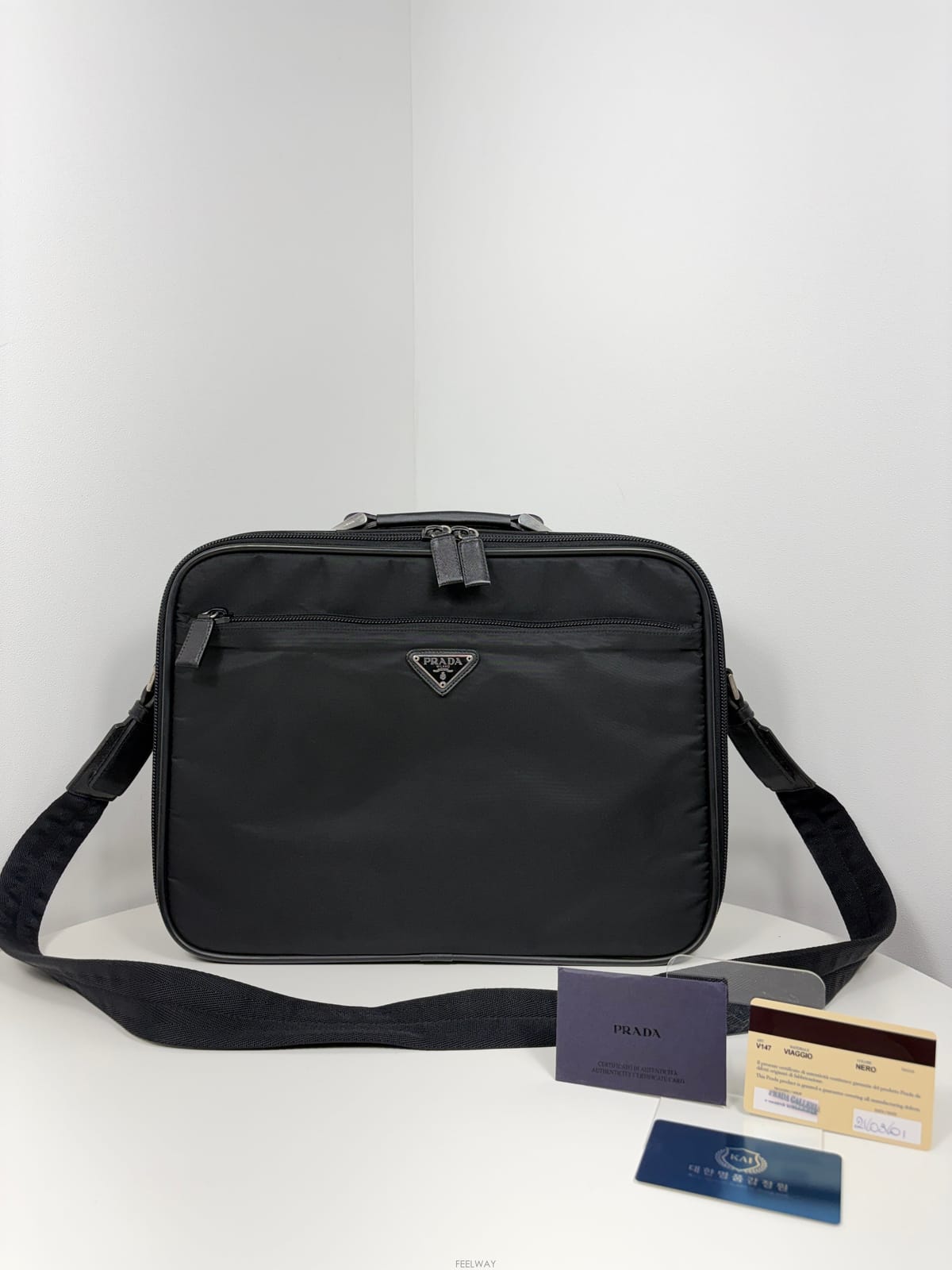 PRADA ����� V147 ���Ϸ� ���̽� ������������� V147 ���Ϸ� ���̽� ��������