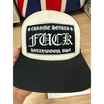 Chrome Hearts ũ������ FUCK Ʈ��Ŀ�� ����ũ������ FUCK Ʈ��Ŀ�� ����