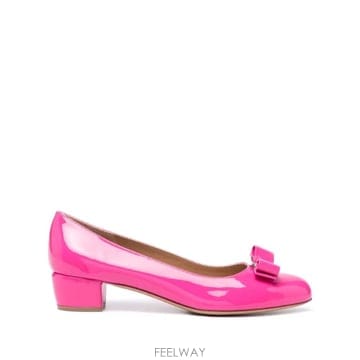 Ferragamo ���Ϲ�� ��󰡸� �ٶ� ���� ������ ���������Ϲ�� ��󰡸� �ٶ� ���� ������ ������