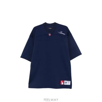 | Other Brand | Willy Chavarria logo patch V neck T shirt 12236721848584 TP7Willy Chavarria logo patch V neck T shirt 122367218485