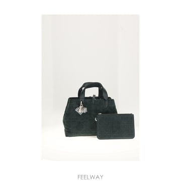 DIOR �ؿ� ���¸���� AW26 ��� ���� ��Ʈ �۾��� ���� M2821OSOQ_22S�ؿ� ���¸���� AW26 ��� ���� ��Ʈ �۾��� ���� M2821O