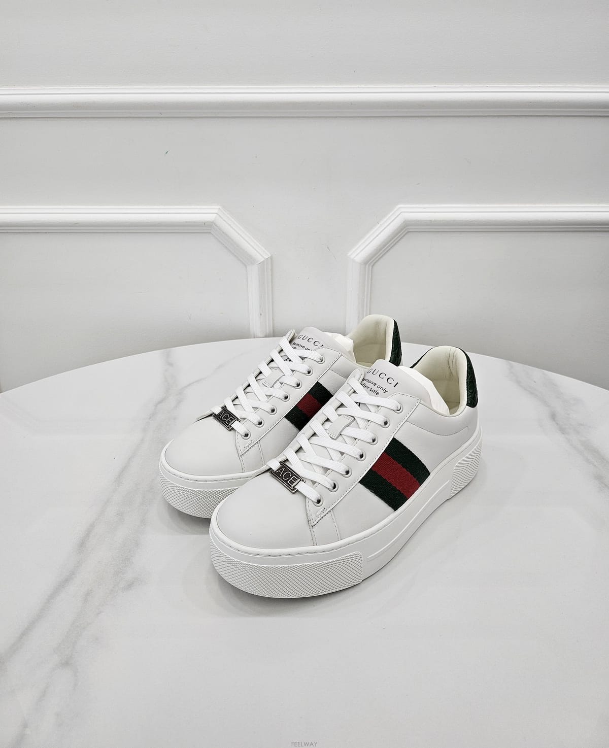 GUCCI [�̴ٽ�] ���� ���� ���̽� ����Ŀ�� 757943 36[�̴ٽ�] ���� ���� ���̽� ����Ŀ�� 757943 36
