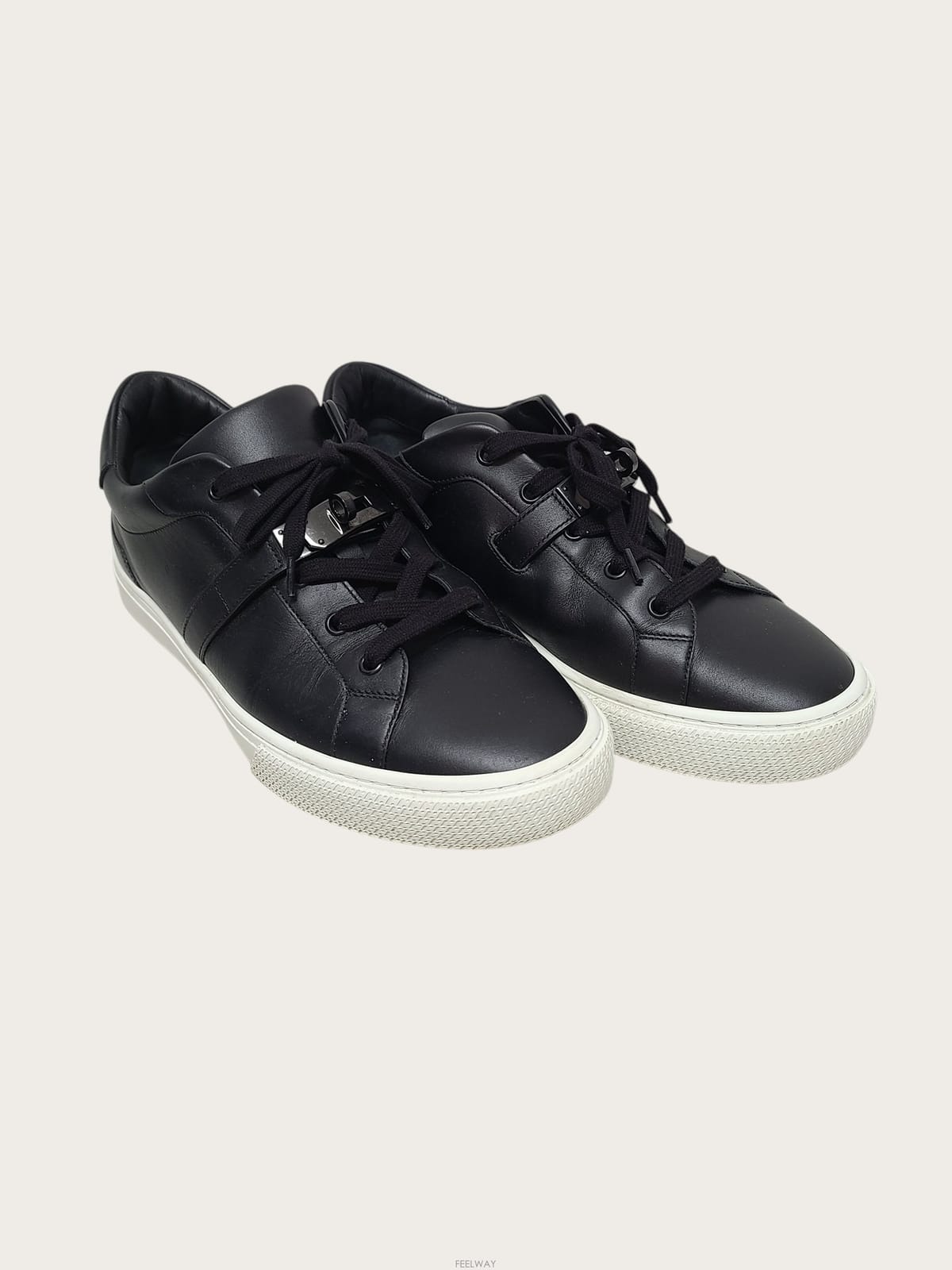 HERMES [�߰���ǰ/���̽���] 42.5 / �����޽� ���� �ȶ�� ���� ���� �̸� ����Ŀ��[�߰���ǰ/���̽���] 42.5 / �����޽� ���� �ȶ�� ���� 
