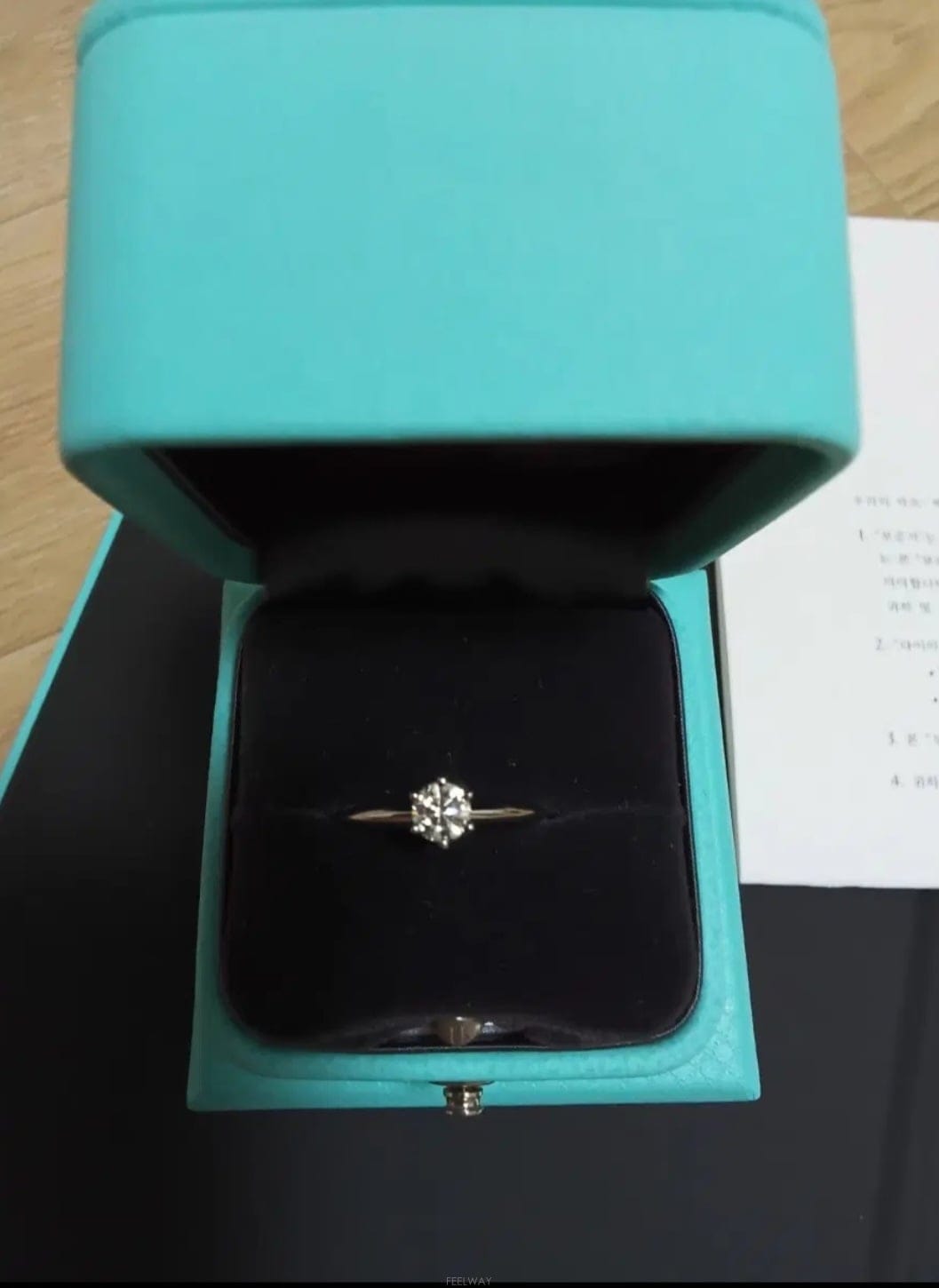 TIFFANY & Co Ƽ�Ĵ� 3.2�� ���̾� �ָ��׾� �÷�Ƽ�� ����(G,VVS1)Ƽ�Ĵ� 3.2�� ���̾� �ָ��׾� �÷�Ƽ�� ����(G,VVS1)