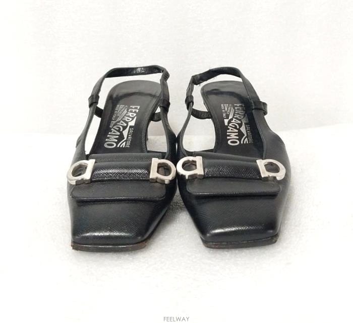 Ferragamo �䷹����/�������ǾƳ뽺Ʈ������(������220)�䷹����/�������ǾƳ뽺Ʈ������(������220)