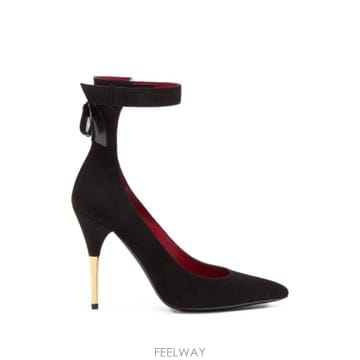 Valentino 26FW �߷�Ƽ�� ����ٴ� �� ������ WS0QI9DLL 0NO NERO26FW �߷�Ƽ�� ����ٴ� �� ������ WS0QI9DLL 0NO NERO