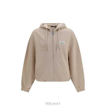 26FW 자크뮈스 긴팔 티셔츠 26HHOU00314AJ00325 BEIGE 150