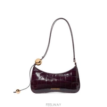 Jacquemus 26FW ��ũ���� ���� 26HBAW00057AC07A20 DARK BURGUNDY 49526FW ��ũ���� ���� 26HBAW00057AC07A20 DARK BURGUNDY 49