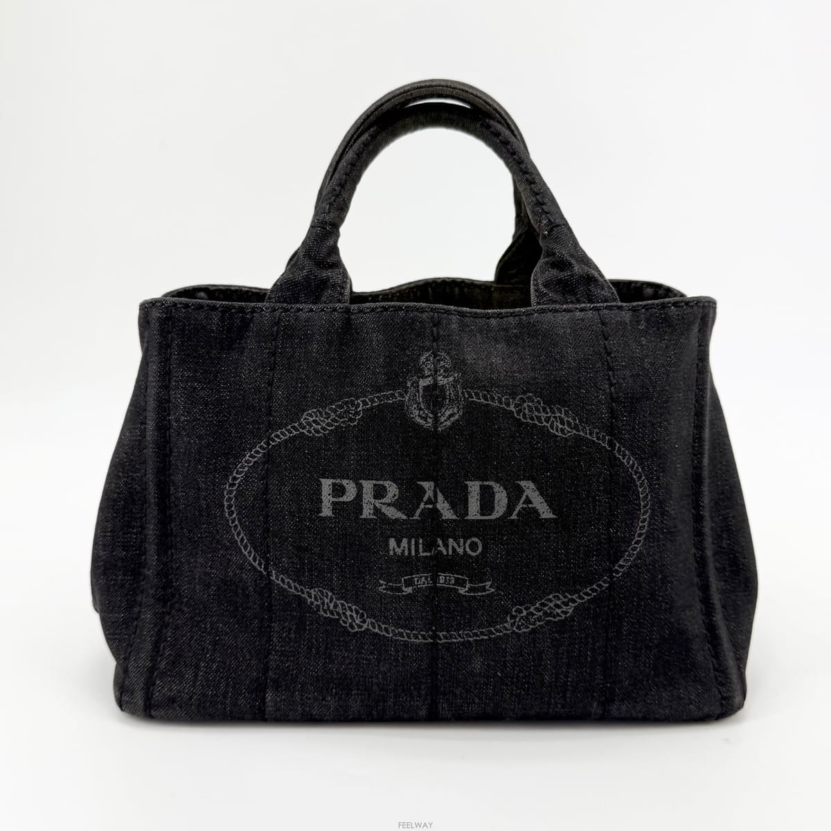PRADA ����� ���� ���� �ΰ� ī���� ��Ʈ������� ���� ���� �ΰ� ī���� ��Ʈ��