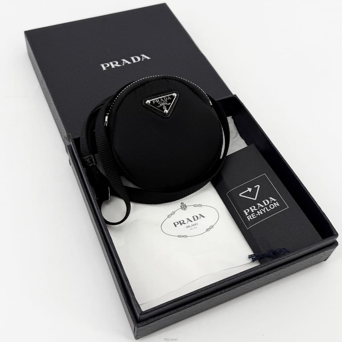 PRADA ����� �����Ϸ� ���� �Ŀ�ġ ũ�ν��� 1TT129����� �����Ϸ� ���� �Ŀ�ġ ũ�ν��� 1TT129