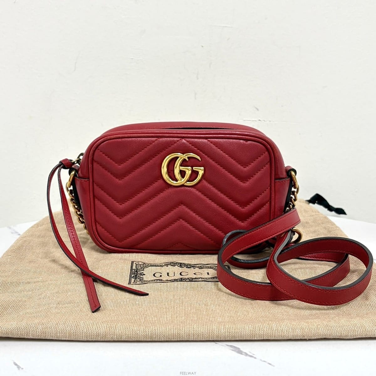 GUCCI ���� GG ���� ��Ʋ�� �̴� ũ�ν��� ����� (448065)���� GG ���� ��Ʋ�� �̴� ũ�ν��� ����� (448065)