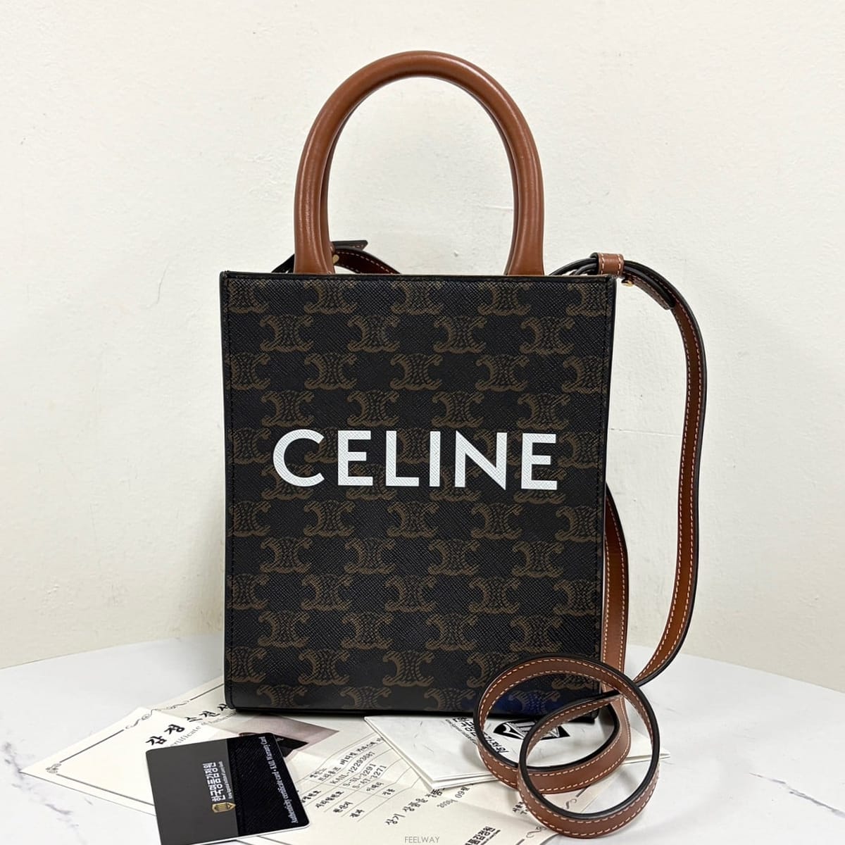 CELINE [�����Ϸ�] ������ Ʈ������ ī�ٽ� ��Ʈ�� & ũ�ν��� �̴� (194372BZK)[�����Ϸ�] ������ Ʈ������ ī�ٽ� ��Ʈ�� & ũ�ν��� ��