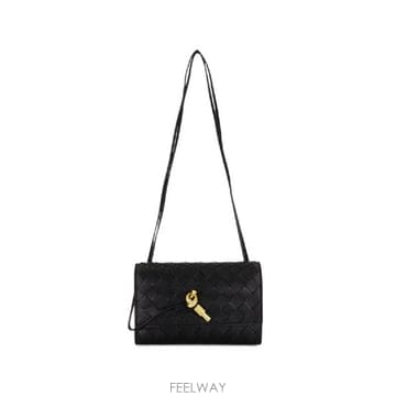 Bottega Veneta �׶�����Ÿ �ؿ� ���װ� ����Ÿ ���� ANDIAMO LEATHER MINI BAG 836940VCPP21019�׶�����Ÿ �ؿ� ���װ� ����Ÿ ���� ANDIAMO LEATHER MIN