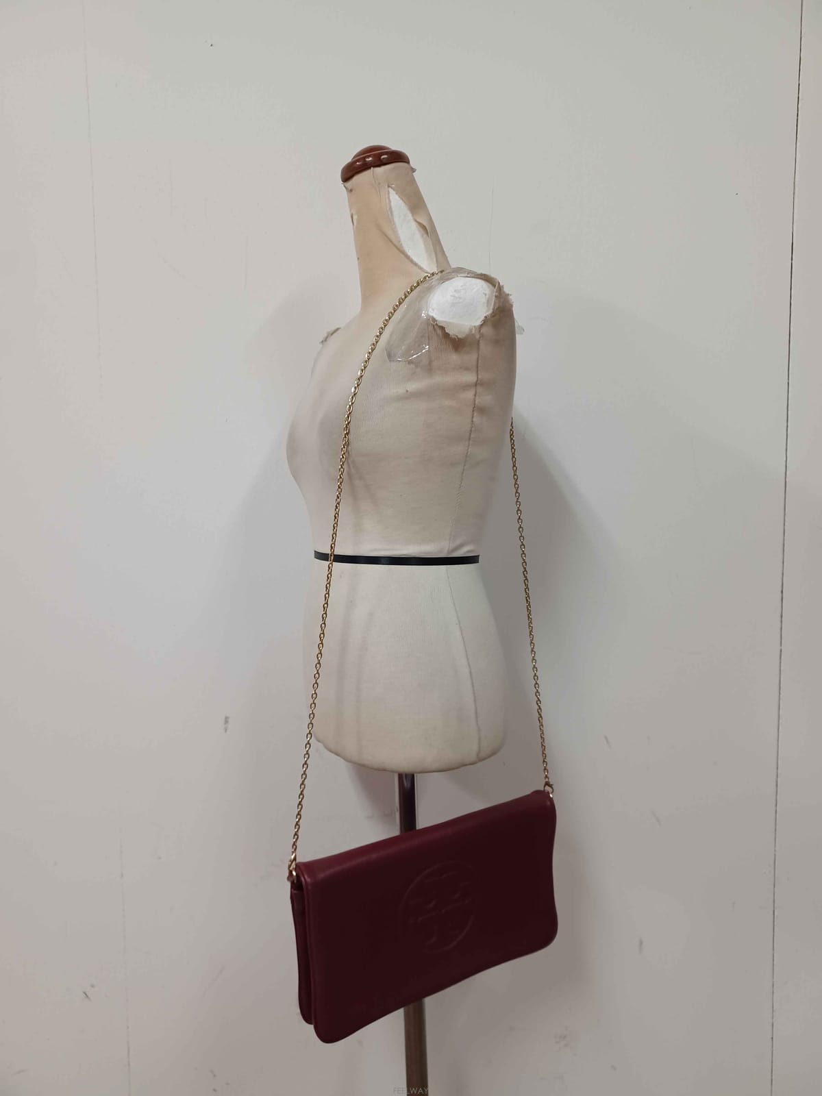 Tory Burch ��ȫ����/B-10962/�丮��ġ ��ǰ ������ ü�� ũ�ν����ȫ����/B-10962/�丮��ġ ��ǰ ������ ü�� ũ�ν���